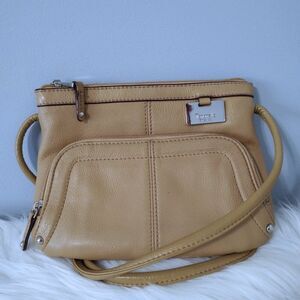 Tignanello leather crossbody bag EUC